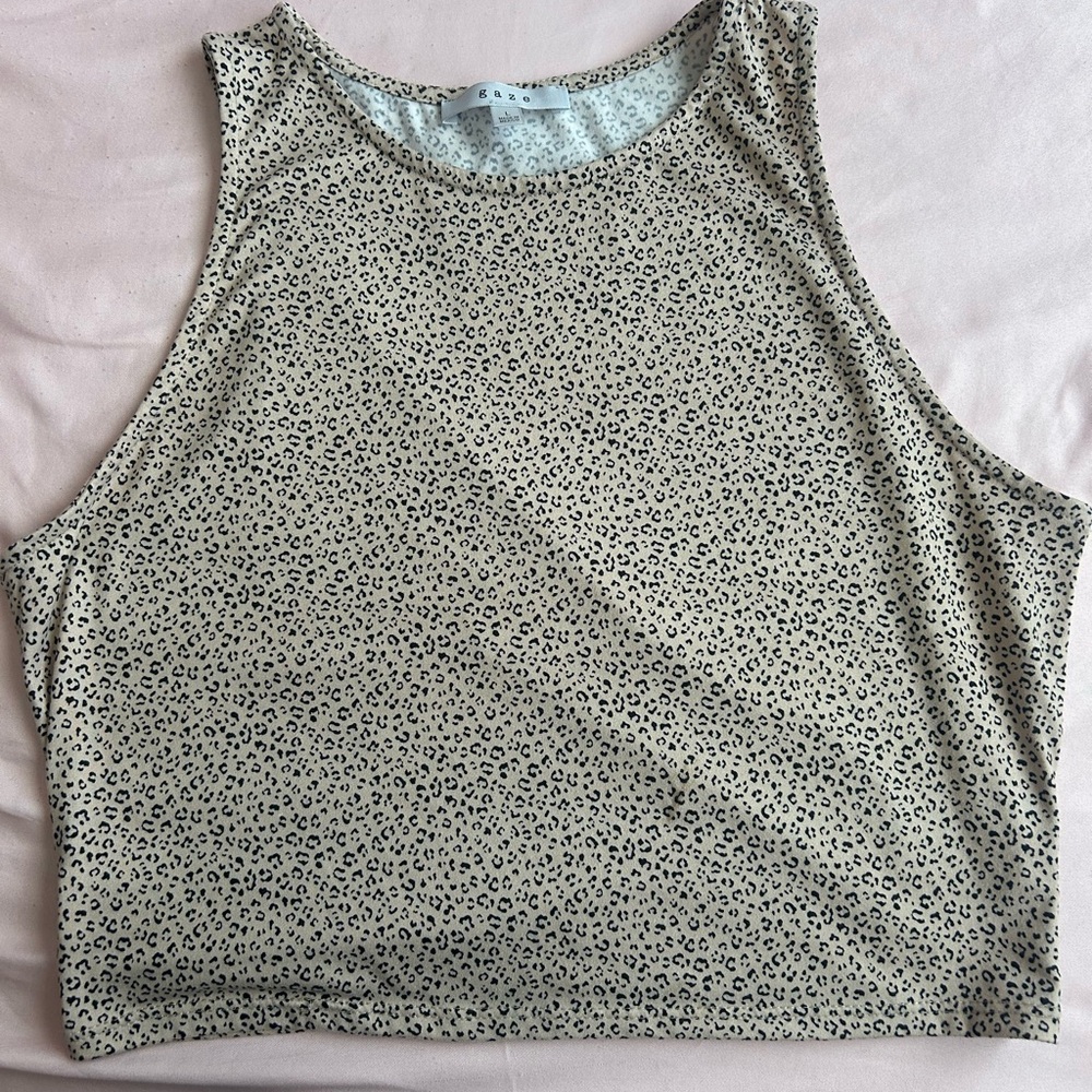 Gaze Green Sleeveless Crop Tank Top